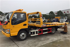 淄川哪里有拖车服务