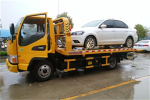 淄川附近拖车救援24小时服务热线